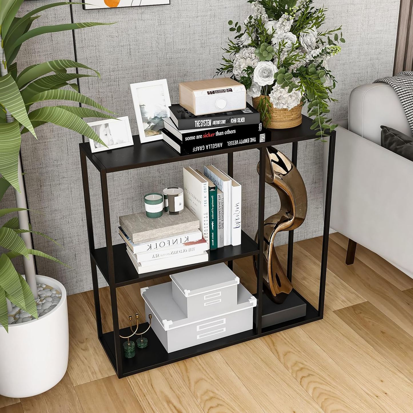 كونسول معدن بتصميم مودرن