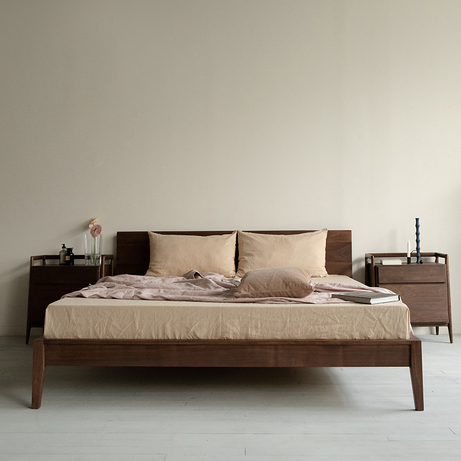 سرير عرض 140* عمق 200* ارتفاع 100 سم-homznia