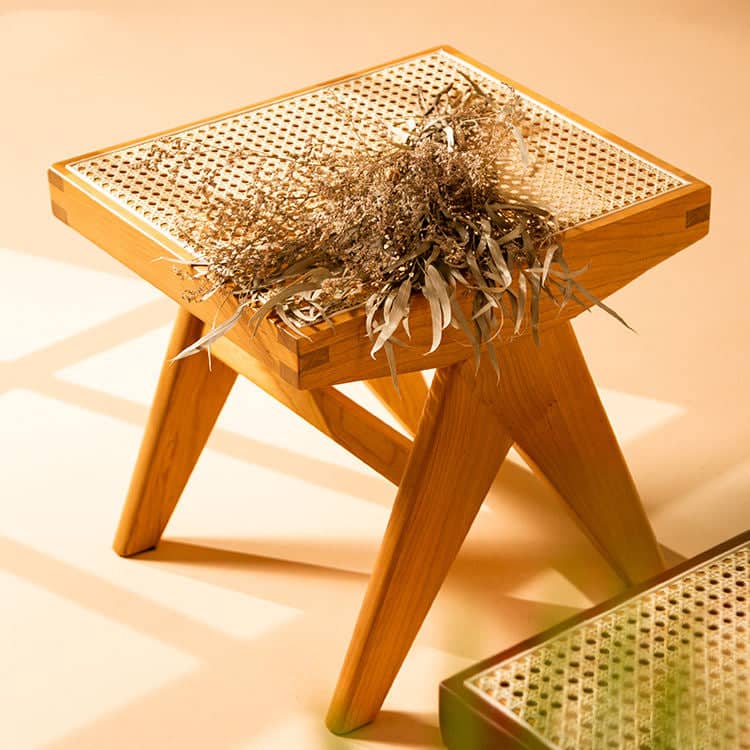 مقعد خشبي بتصميم عصري - BAYTK-homznia