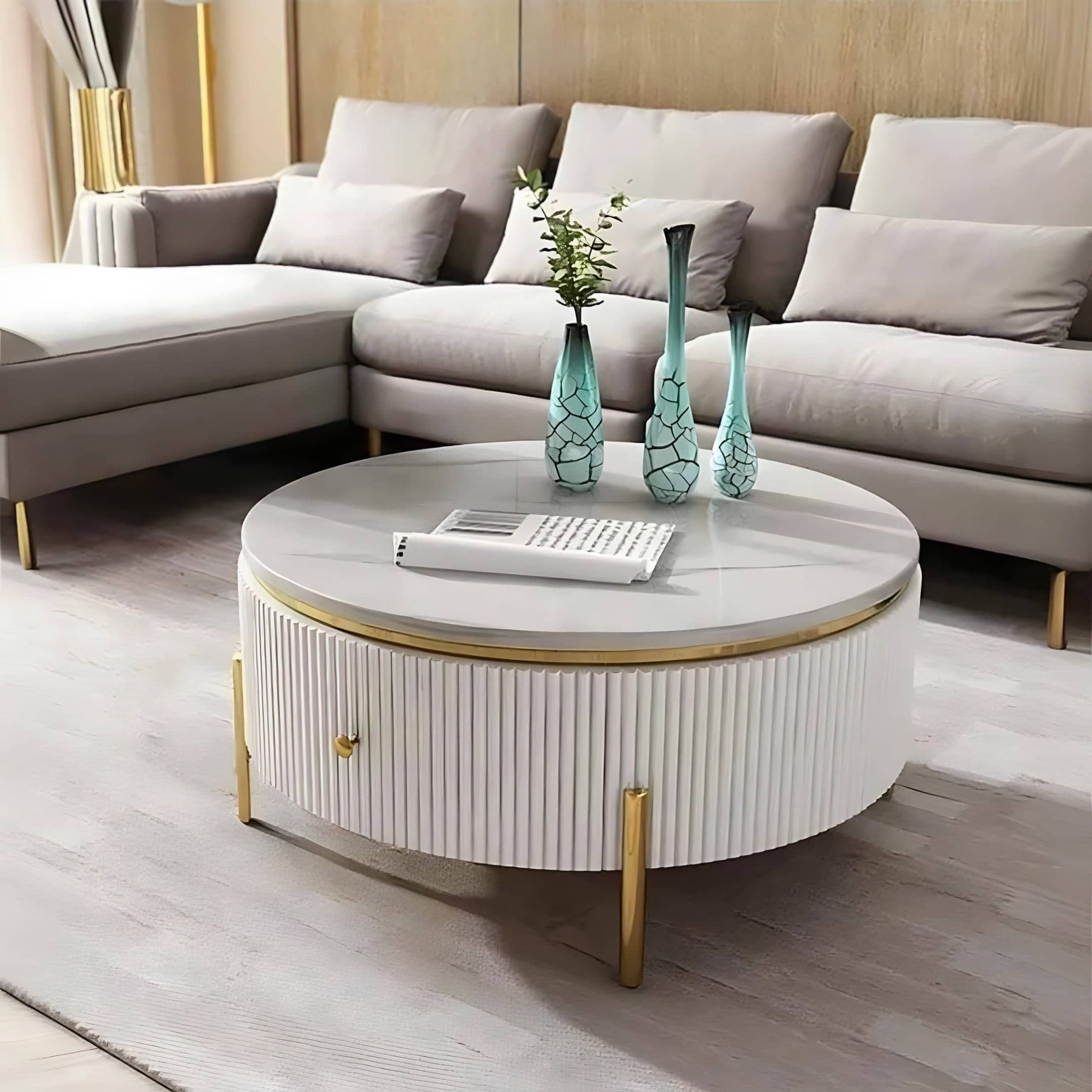 White and gold coffee table - GAN3